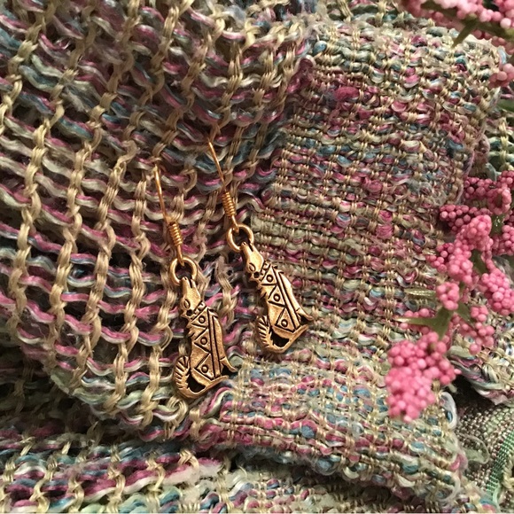 Wolf Earrings - Picture 4 of 7